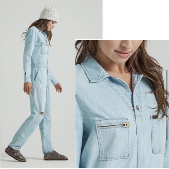Lee’s WOMEN'S UNION-ALLS™ iconic coveralls overalls light wash jeans jumpsuit - Picture 1 of 3